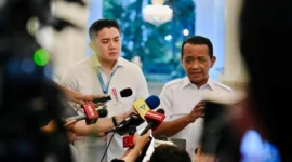 Menteri ESDM Bahlil Lahadalia menegaskan bersubsidi tidak akan mengalami kenaikan hingga akhir tahun 2026. (Foto: Kementerian ESDM)