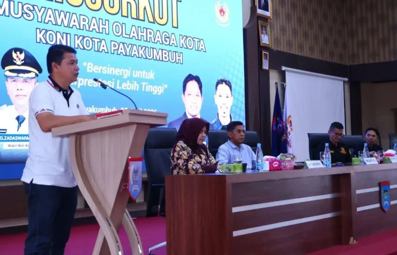 Asisten I Setdako Payakumbuh Nofriwandi membuka Musorkot di Aula Josrizal Zain, Balai Kota Payakumbuh, Sabtu (25/4/2026). (Foto: MC Payakumbuh)