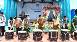 Wakil Wali Kota Padang, Maigus Nasir membuka MTQ ke-42 tingkat Kecamatan Pauh di pelataran Masjid Istiqlal Binuang, Kelurahan Binuang Kampung Dalam, Selasa (14/4/2026). (Foto: Prokopim Padang)
