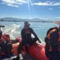 Tim SAR melanjutkan pencarian dua anak yang hilang terseret arus di Pantai Ulak Karang, Rabu (22/4/2026). (Foto: Kantor SAR Kelas A Padang)