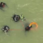 Tim SAR gabungan melakukan pencarian dua anak yang hilang terseret arus di Pantai Ulak Karang, Kamis (23/4/2026). (Foto: Kantor SAR Kelas A Padang)