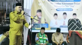 Pj Sekda Padang, Raju Minropa menghadiri acara Halal Bihalal 1447 Hijriah di Masjid Istiqlal Binuang, Kelurahan Binuang Kampung Dalam, Kecamatan Pauh, Selasa (7/4/2026) malam. (Foto: Prokopim Padang)