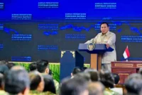Presiden Prabowo Subianto memberikan pengarahan kepada Ketua DPRD seluruh Indonesia di Kompleks Akademi Militer Magelang, Jawa Tengah, Sabtu (18/4/2026). (Foto: BPMI Setpres)