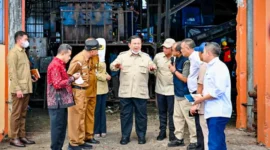Presiden Prabowo meninjau TPST BLE di Kabupaten Banyumas, Jawa Tengah, Selasa (28/4/2026). (Foto: BPMI/Setpres)