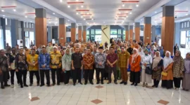 Wakil Wali Kota Padang Maigus Nasir saat Rakor dan Evaluasi Pencegahan dan Penanganan ATS se-Kota Padang, di Exhibition Hall Lantai I Gedung Bagindo Aziz Chan Youth Center, Kamis (16/4/2026). (Foto: Prokopim Padang)