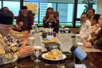Bupati Tanah Datar Eka Putra mengikuti rapat koordinasi antara pemerintah daerah dan BP BUMN di Kantor BP BUMN, Jakarta Pusat, Rabu (15/4/2026). (Foto: Prokopim Tanah Datar)
