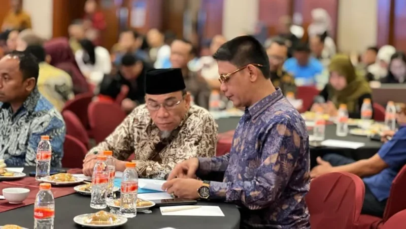 Wakil Wali Kota Padang, Maigus Nasir didampingi Kepala Dishub Padang Ances Kurniawan menghadiri Rakor Kemenhub 2026 di Redtop Hotel & Convention Center, Jakarta Pusat pada Selasa-Rabu (7-8/4/2026). (Foto: Prokopim Padang)
