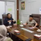 Wali Kota Padang Fadly Amran bersama Wakil Wali Kota Maigus Nasir saat rapat Revisi Kurikulum MDTA/TQA di Aula Kantor Disdikbud Padang, Kamis (30/4/2026). (Foto: Prokopim Padang)