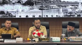 Wali Kota Padang, Fadly Amran meminta seluruh OPD segera menyiapkan gagasan acara untuk peringatan HJK Padang ke-357. (Foto: Diskominfo Padang)