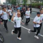 Wamenhaj RI, Dahnil Anzar Simanjuntak meluncurkan komunitas Sa’i Walk & Run, Minggu (19/4/2026) pagi. (Foto: Kemenhaj)