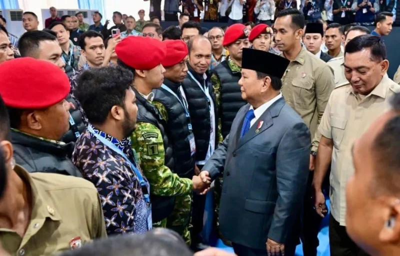Presiden Prabowo Subianto mengapresiasi kinerja Satgas PKH dalam upaya penyelamatan keuangan dan aset negara. (Foto: BPMI Setpres)