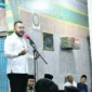 Wali Kota Padang, Fadly Amran monitoring pelaksanaan program Subuh Mubarakah di Masjid Taufiq Kayu Gadang, Kelurahan Pasar Ambacang, Kecamatan Kuranji, Selasa (14/4/2026). (Foto: Prokopim Padang)