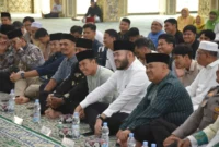 Wali Kota Padang Fadly Amran menghadiri Tabligh Akbar LAZ Al Azhar Sumbar di Masjid Baiturrahmah, Sabtu (18/4/2026). (Foto: Prokopim Padang)