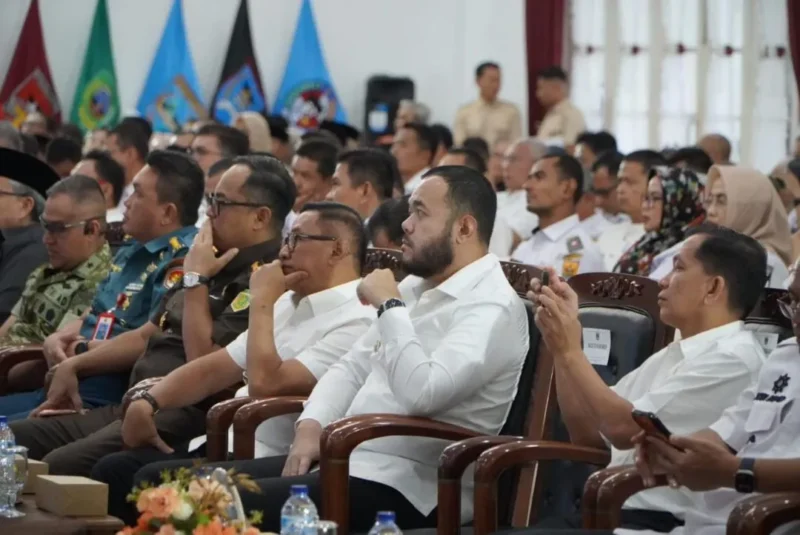 Wali Kota Padang, Fadly Amran menghadiri Musrenbang RKPD Provinsi Sumbar Tahun 2027 di Auditorium Istana Gubernuran Sumbar, Rabu (8/4/2026). (Foto: Prokopim Padang)