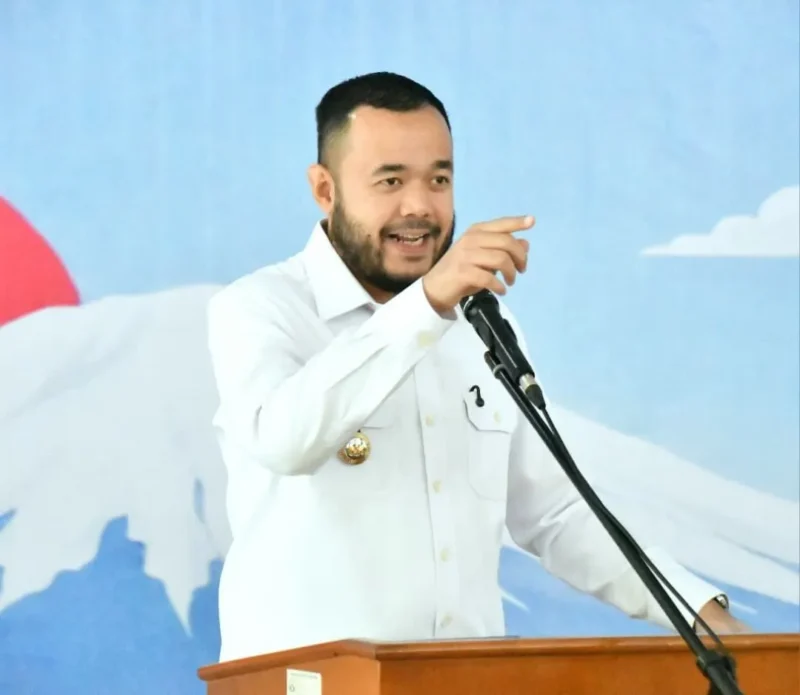 Wali Kota Padang, Fadly Amran, mengapresiasi hadirnya Japan Career Center (JCC) di UNP. (Foto: Prokopim Padang)