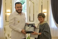 Wali Kota Padang Fadly Amran menerima kunjungan rombongan Kemenpar di Ruang VIP Rumah Dinas Wali Kota Padang, Rabu (29/4/2026). (Foto: Prokopim Padang)