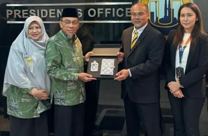 Wakil Wali Kota Padang, Maigus Nasir menjajaki peluang kerja sama pendidikan dan penguatan karakter bagi generasi muda Kota Padang di Malaysia, Selasa (31/3/2026). (Foto: Prokopim Padang)