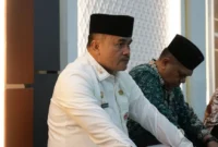 Penjabat (Pj) Sekretaris Daerah Kota Padang, Raju Minropa menghadiri wirid bulanan ASN di Masjid Agung Nurul Iman, Jumat (10/4/2026). (Foto: Diskominfo Padang)