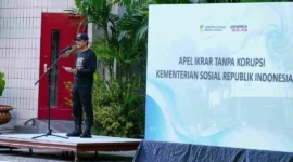 Menteri Sosial Saifullah Yusuf (Gus Ipul) dalam Apel Ikrar Tanpa Korupsi di Lapangan Kemensos, Jakarta, Senin (18/5/2026). (Foto: Kemensos)
