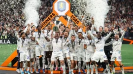 Aston Villa juara Liga Europa 2025/2026 usai bungkam Freiburg 3-0 di Final. (Foto: IG Aston Villa)