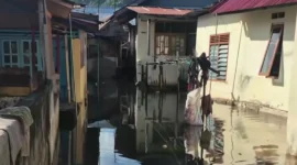 Banjir rob menimpa rumah warga di Kelurahan Berok Nipah, Kecamatan Padang Barat, Kamis (21/5/2026). (Foto: Tiktok @wahe13_)