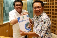Bupati Padang Pariaman, John Kenedy Azis (JKA) audiensi bersama anggota DPR RI Ridwan Bae di Jakarta. (Foto: Diskominfo Padang Pariaman)