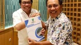 Bupati Padang Pariaman, John Kenedy Azis (JKA) audiensi bersama anggota DPR RI Ridwan Bae di Jakarta. (Foto: Diskominfo Padang Pariaman)