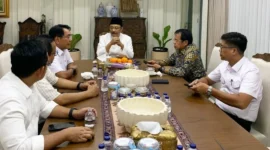 Bupati John Kenedy Azis (JKA) menemui Menteri Sosial RI Saifullah Yusuf di Jakarta, Kamis (21/5/2026). (Foto: Diskominfo Padang Pariaman)