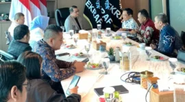 Bupati Padang Pariaman John Kenedy Azis menemui Menteri Ekonomi Kreatif Teuku Riefky Harsya, Rabu (6/5/2026). (Foto: Diskominfo Padang Pariaman)