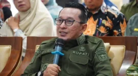 Bupati Tanah Datar Eka Putra bersama Forkopimda menggelar rapat koordinasi di Indojolito Batusangkar, Kamis (14/5/2026). (Foto: Prokopim Tanah Datar)