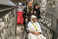 PPIH Arab Saudi menyiapkan jalur khusus bagi jemaah lansia dan risiko tinggi (risti) di Terminal Ajyad, Makkah. (Foto: Kemenhaj)