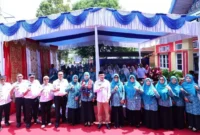 Wali Kota Payakumbuh, Zulmaeta menyambut tim penilai lapangan Lomba Koordinator Dasa Wisma tingkat Provinsi Sumatera Barat, Rabu (6/5/2026). (Foto: MC Payakumbuh)