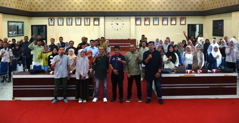 Diskominfo Payakumbuh menggelar Rapat Teknis Optimalisasi Penggunaan dan Pengelolaan Layanan Informasi Komunikasi Publik di Aula Josrizal Zain, Jumat (8/5/2025). (Foto: MC Payakumbuh)