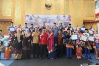 Duta GenRe Pasbar 2026 resmi terpilih. Mereka siap jadi agen perubahan remaja inspiratif. (Foto: Diskominfo Pasbar)