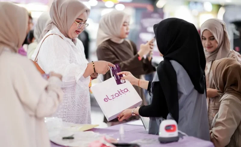 Elzatta resmi membuka store baru di Basko City Mall Padang. (Foto: Elzatta)