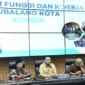 Wali Kota Padang Fadly Amran dalam Pertemuan Evaluasi Kinerja Dubalang Kota di Ruang Abu Bakar Ja’ar, Balai Kota Padang Aie Pacah, Senin (18/5/2026). (Foto: Pemko Padang)