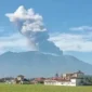 Gunung Marapi kembali mengalami erupsi pada Sabtu (30/5/2026) pukul 08.42 WIB. (Foto: WAG Marapi Information)