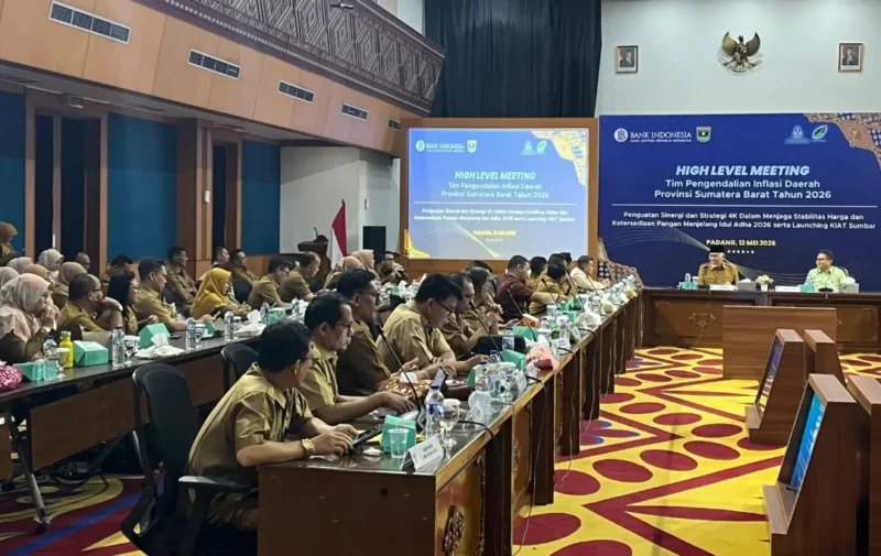 Suasana High Level Meeting TPID Provinsi Sumbar di Aula Anggun Nan Tongga, Kantor Perwakilan Bank Indonesia Padang, Selasa (12/5/2026). (Foto: Diskominfo Padang)