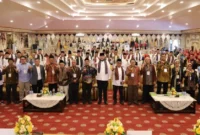 Wali Kota Padang sekaligus Ketua Umum IKTD Sumbar, Fadly Amran menghadiri Rapat Kerja IKTD Sumbar di Aula Universitas Baiturrahmah, Jumat (1/5/2026). (Foto: Pemko Padang)