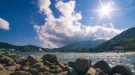 Ilustrasi cuaca cerah berawan. (Foto: Pexels)