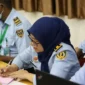 Jemaah haji Kloter 13 Embarkasi Padang asal Tanah Datar batal berangkat setelah dinyatakan tidak laik terbang. (Foto: Kemenhaj Sumbar)