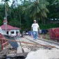 Luapan arus Batang Tompo mengakibatkan kerusakan sejumlah di Nagari Taluak, Kecamatan Lintau Buo, Tanah Datar. (Foto: Prokopim Tanah Datar)