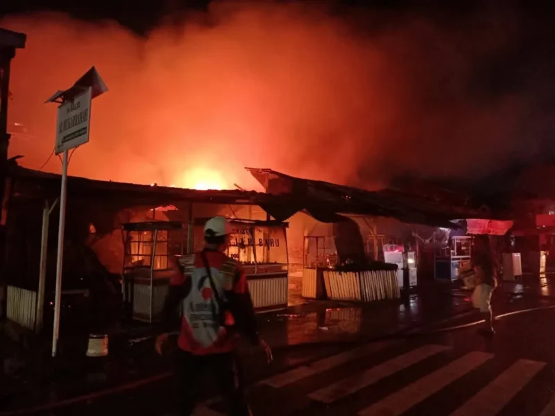 Dinas Pemadam Kebakaran Kota Padang mencatat lebih dari 100 kasus kebakaran selama Januari hingga April 2026. (Foto: FB Diskominfo Padang)