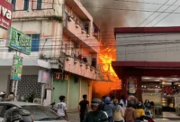 Kebakaran besar melanda kawasan Tarok Dipo, Bukittinggi, Jumat (1/5/2026) sore. (Foto: DPKP Bukittinggi)