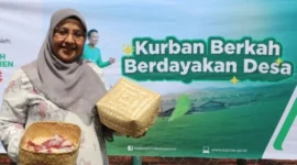 Kemenag gunakan besek bambu untuk distribusi daging kurban. (Foto: Ist/Kemenag)