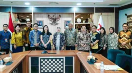 Penandatanganan Nota Kesepahaman antara Ditjen IKMA) Kemenperin dengan PT Daya Intiguna Yasa Tbk (MR.DIY) di Jakarta, Senin (18/5). (Foto: Kemenperin)