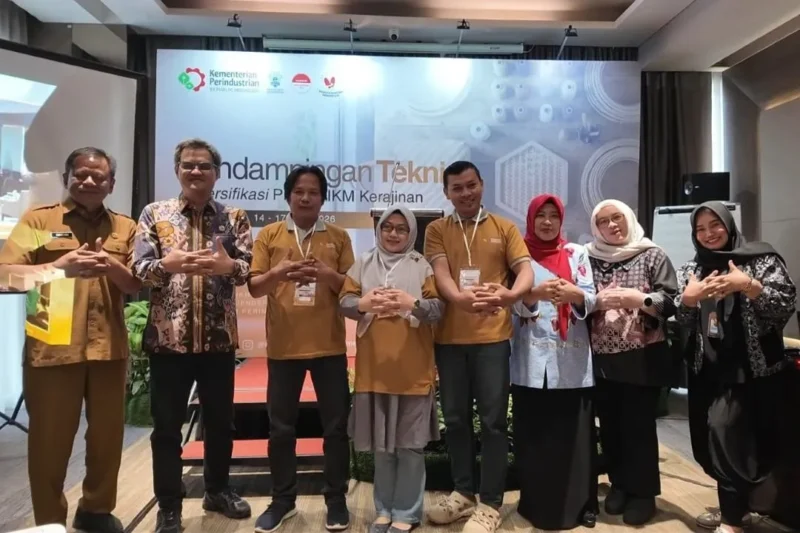 Kemenperin genjot daya saing IKM kerajinan lewat diversifikasi produk. (Foto: Kemenperin)
