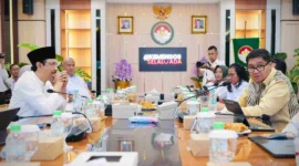Menteri Sosial Saifullah Yusuf (Gus Ipul) bertemu Menteri PKP Maruarar Sirait di Kantor Kemensos, Jakarta Pusat, Senin (11/5/2026). (Foto: Kemensos)
