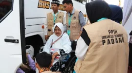 Kloter 14 sebagai kloter pamungkas resmi masuk Asrama Haji Tabing Padang pada Jumat (8/5/2026). (Foto: Humas Kemenhaj Sumbar)