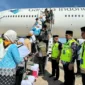 Sebanyak 393 jemaah haji Kloter 08 Embarkasi Padang berangkat menuju Tanah Suci melalui BIM, Sabtu (2/5/2026). (Foto: Humas Kemenhaj Sumbar)